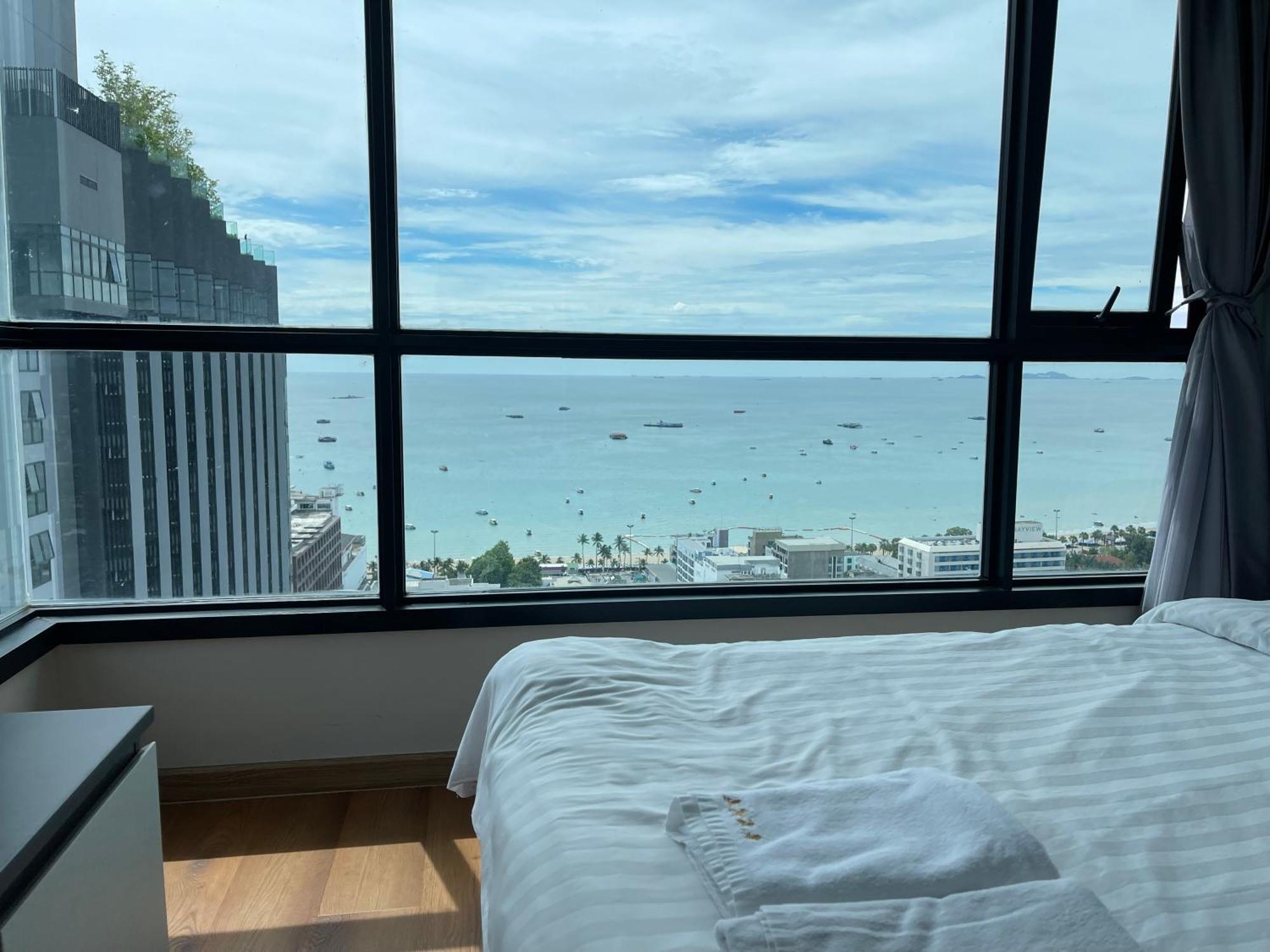 דירות The Base Pattaya By Feng מראה חיצוני תמונה